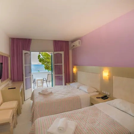 Porto Koukla Hotel
