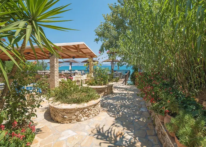 Porto Koukla Hotel