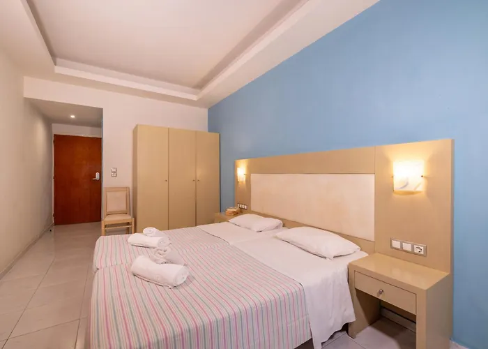 Porto Koukla 3*
