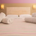 Hotell Porto Koukla 3*