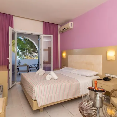 فندق Porto Koukla Beach 3*