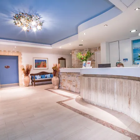 Hotel Porto Koukla 3*