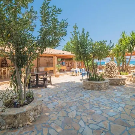 Hotel Porto Koukla 3*