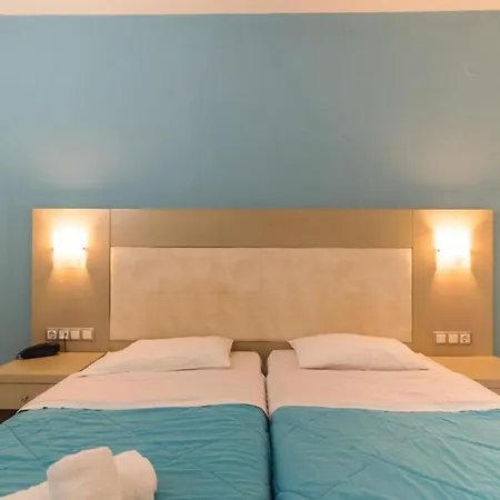Hotel Porto Koukla 3*