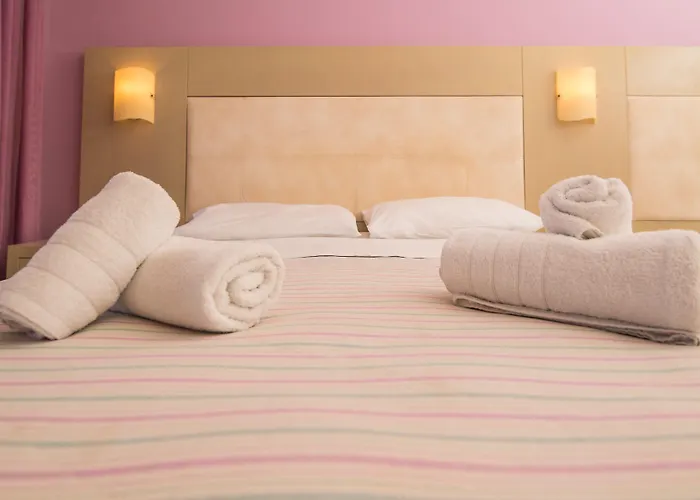 Hotell Porto Koukla 3*