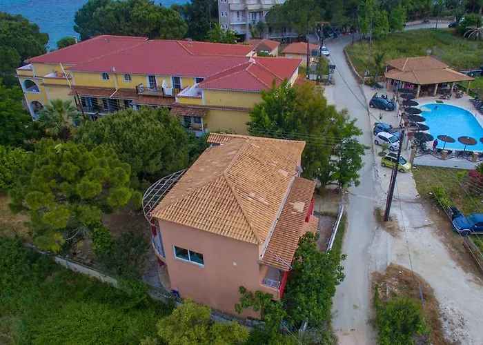 Hotell Porto Koukla 3*