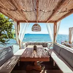 Porto Koukla Hotel