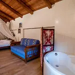 Porto Koukla Hotel