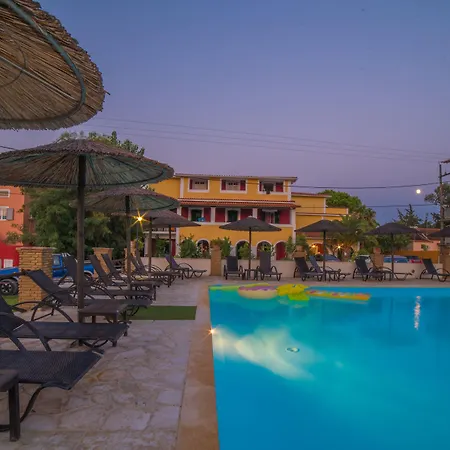 Porto Koukla Beach فندق 3*