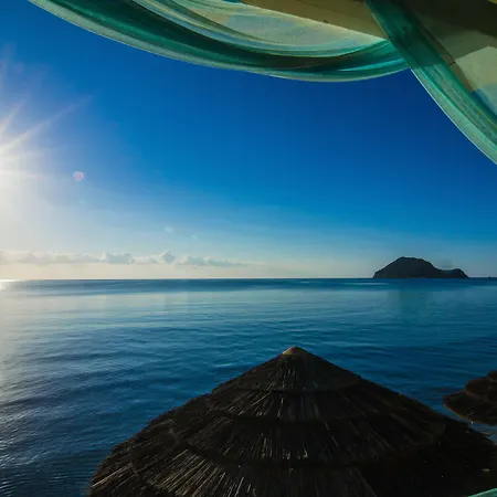 Porto Koukla Beach فندق 3*
