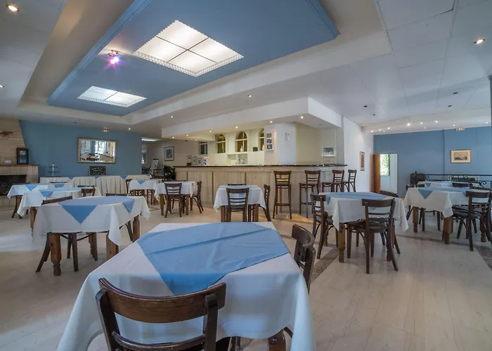 Отель Porto Koukla 3*