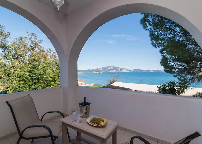 Porto Koukla Отель 3*